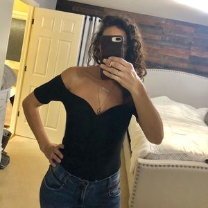 Sweetheart neckline off the shoulder body suit